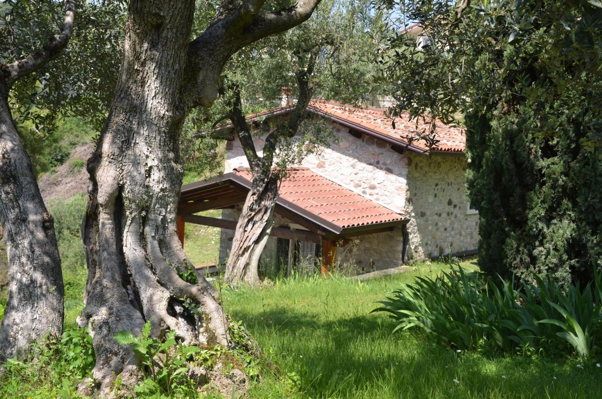 Residence San Michele Costermano Bagian luar foto