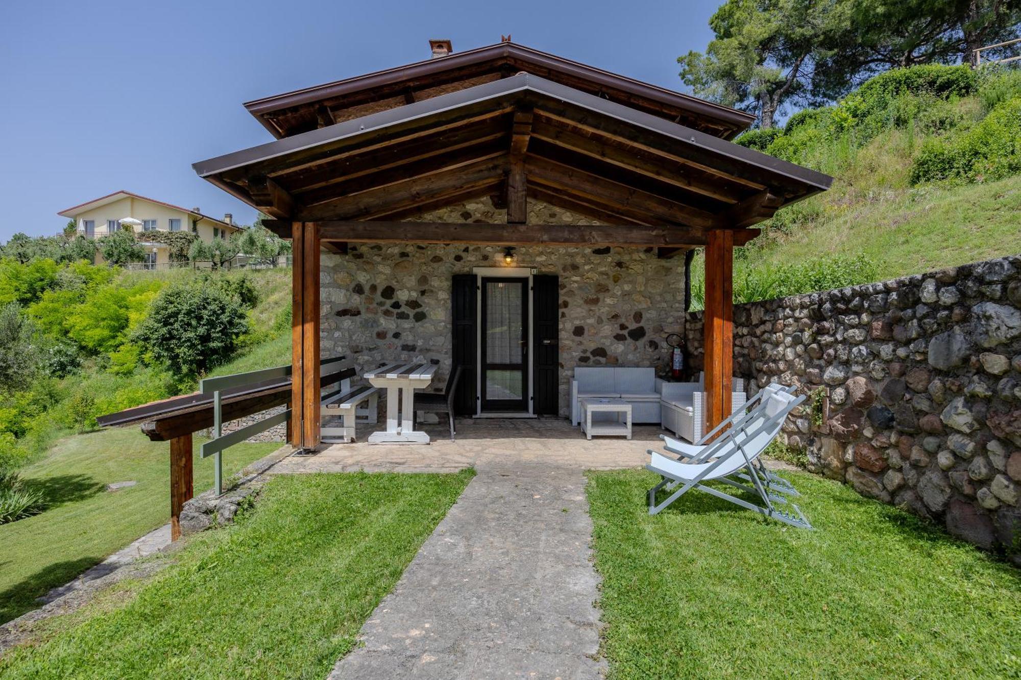 Residence San Michele Costermano Bagian luar foto
